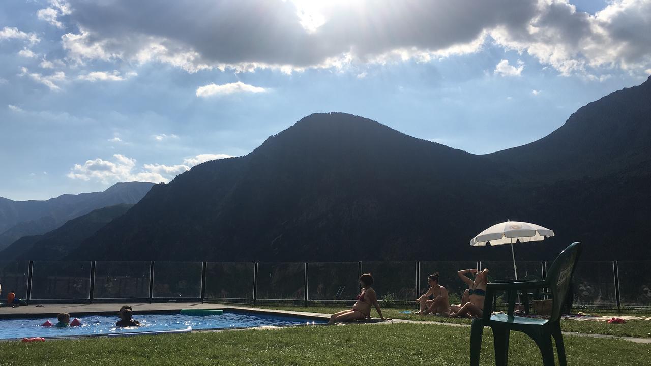 Albergue Boi Romanic Suites Barruera Εξωτερικό φωτογραφία